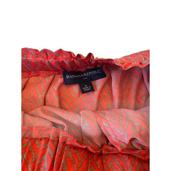 Banana Republic Red Chevron Print Mini Skirt Sz M EUC Summer Style, Preppy - Picture 5 of 10